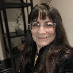 Meet your Posher, Tanya